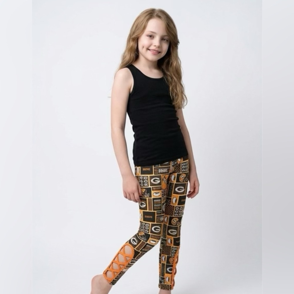 Greenbay Packers Football Graphic Leggings NWOT Boutique